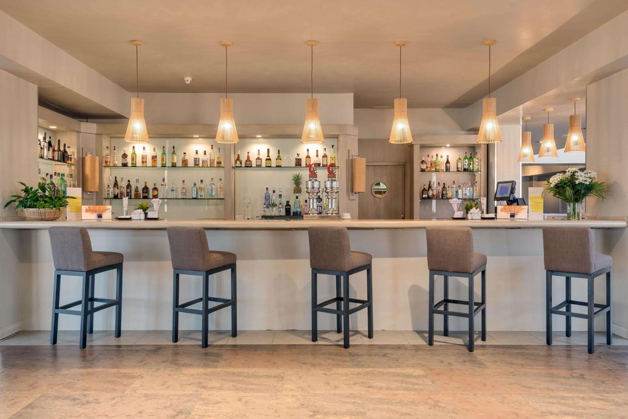 Barcelo Golf & 4* Costa Ballena